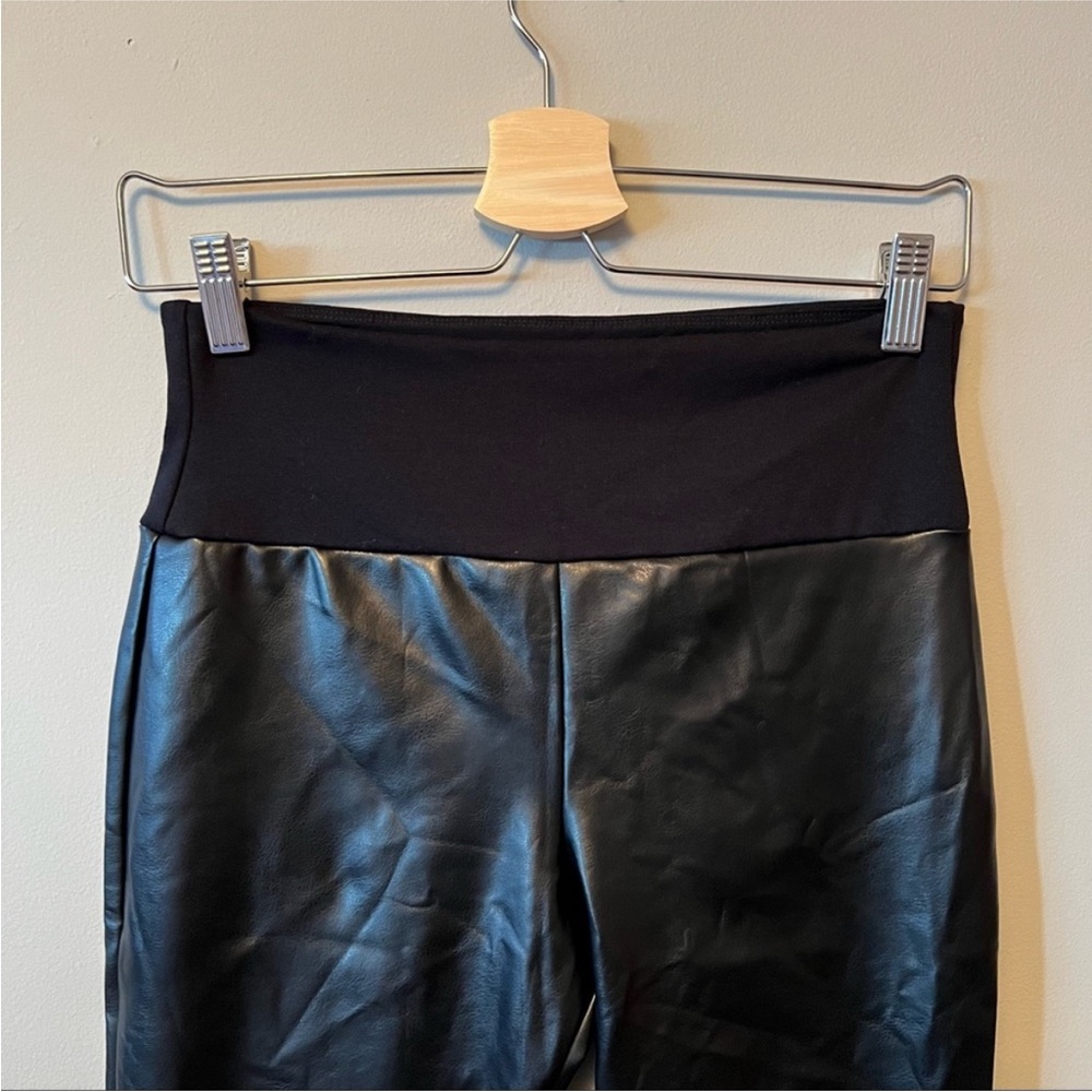 ASSETS by SPANX | Vegan leather leggings black MEDIUM - Picture 3 of 7